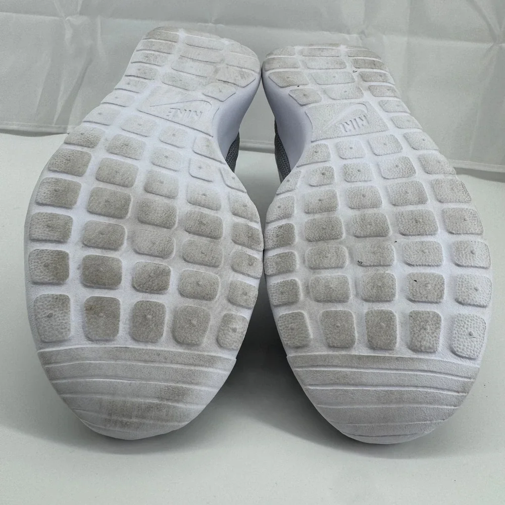 Nike photos thank appear